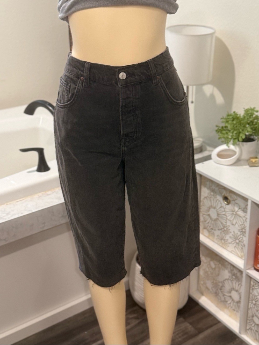 We The Free Washed Black Longline Jorts Size 30